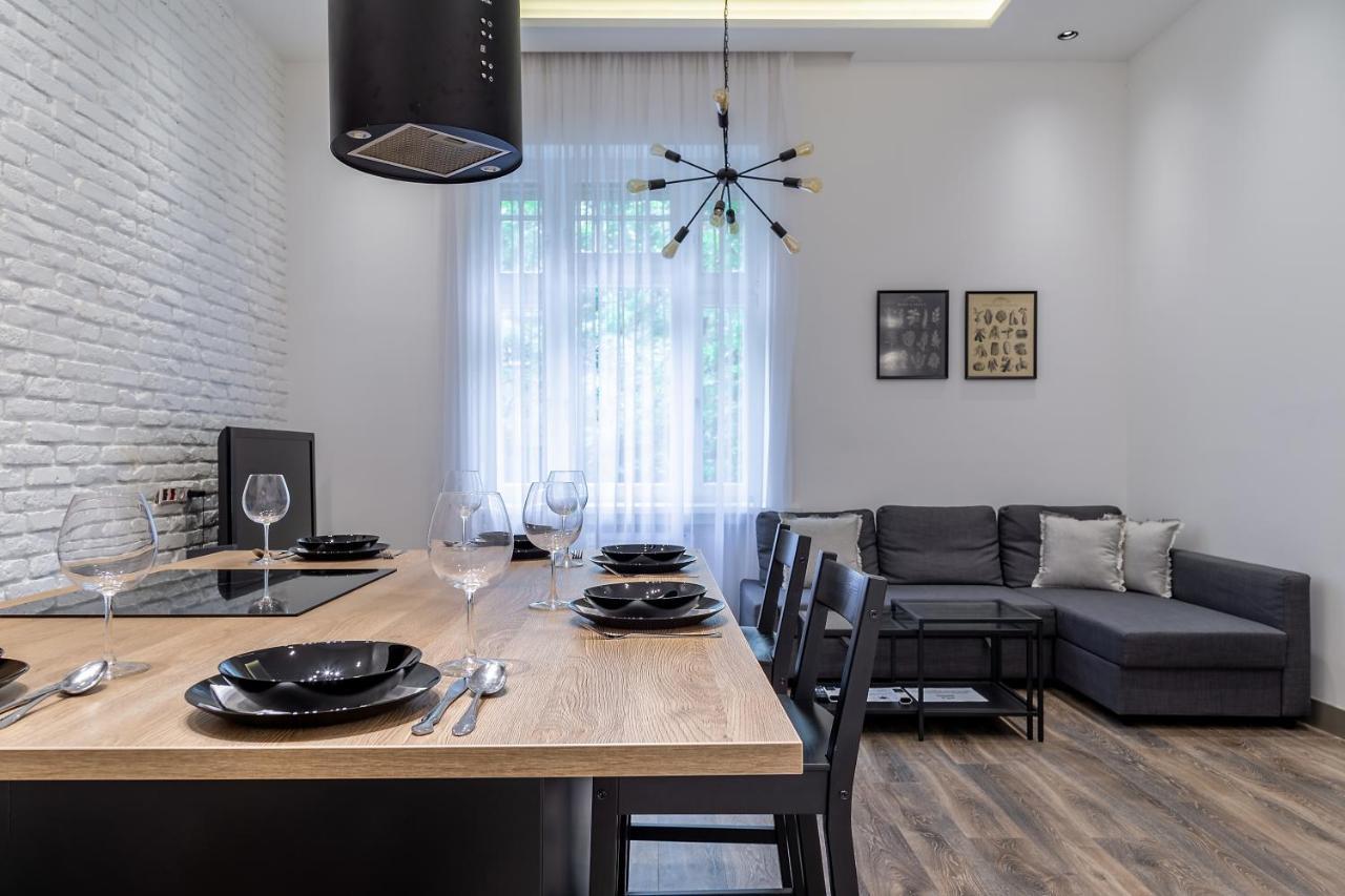 Alder Bridge Apartment Budapest Eksteriør billede