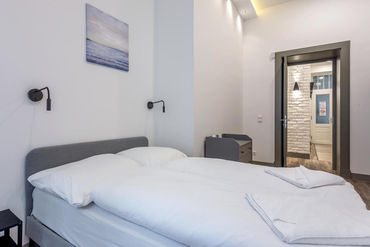Alder Bridge Apartment Budapest Eksteriør billede